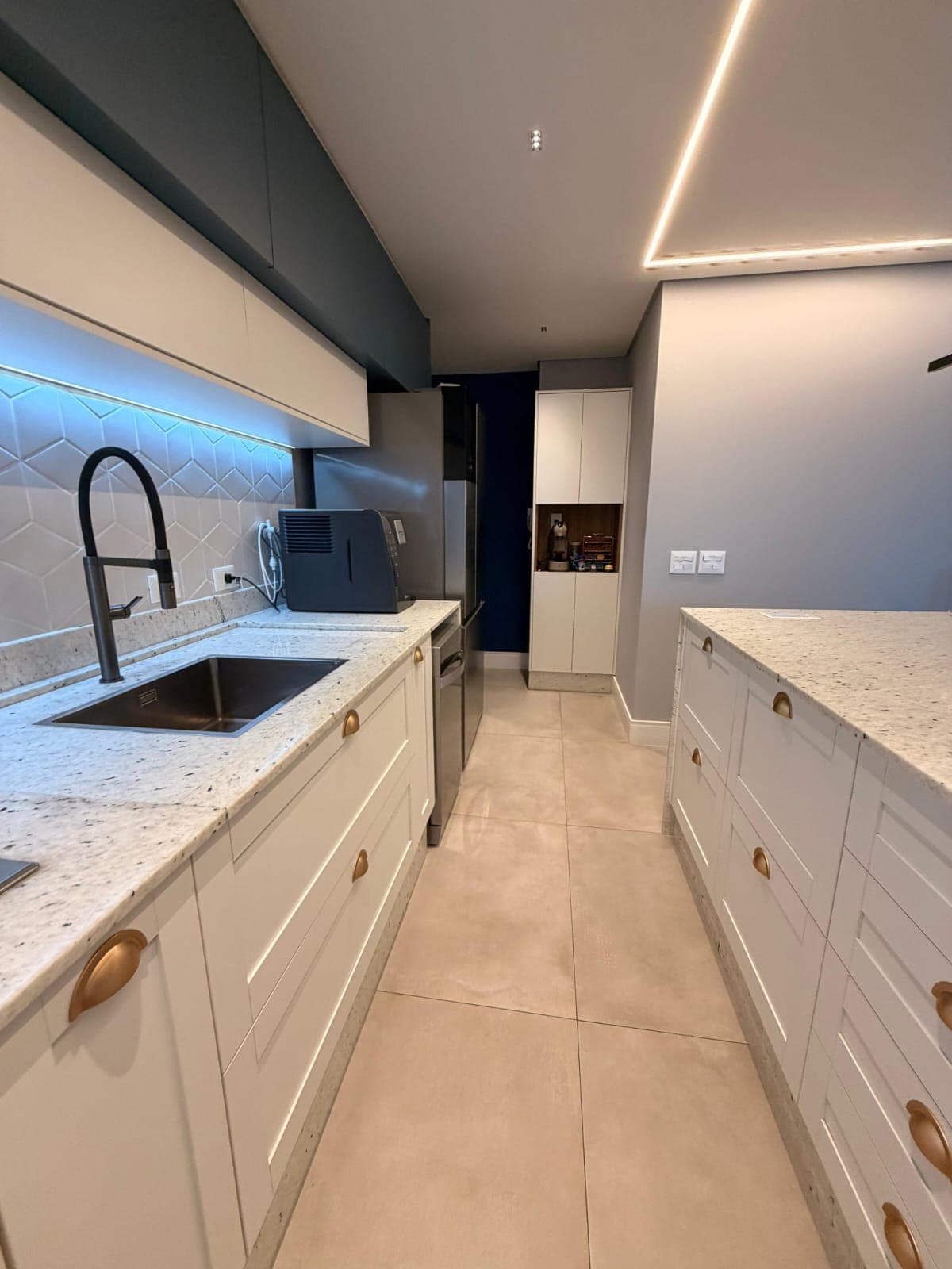 Lindo Apartamento com 2 Suítes à venda, 95m² - Helbor Passeo, foto 8 de 22
