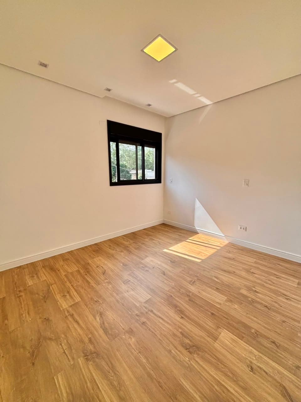 Casa de 324m² com três suítes disponível para venda por R$2.300.000 - Mosaico Essence, foto 30 de 40