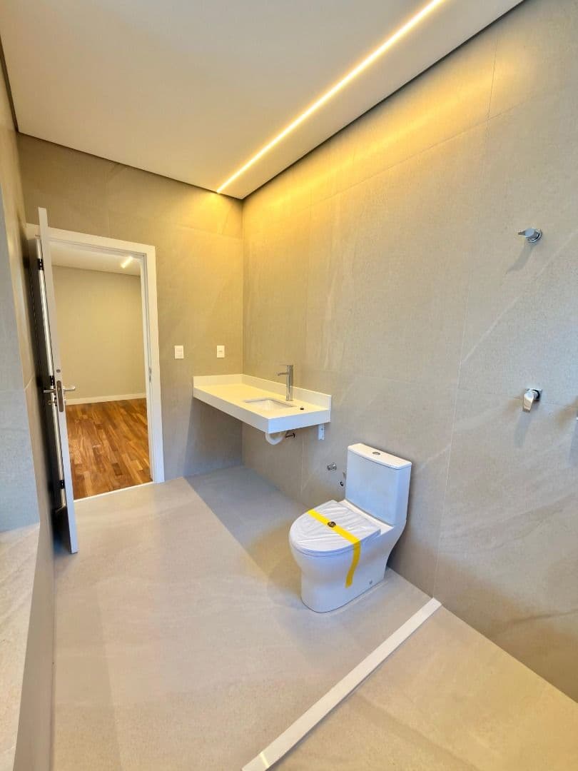 Casa de 530m² com 4 suítes e ampla área de lazer disponível para venda por R$ 5.800.000 - Bella Cittá, Mogi das Cruzes/SP, foto 17 de 23