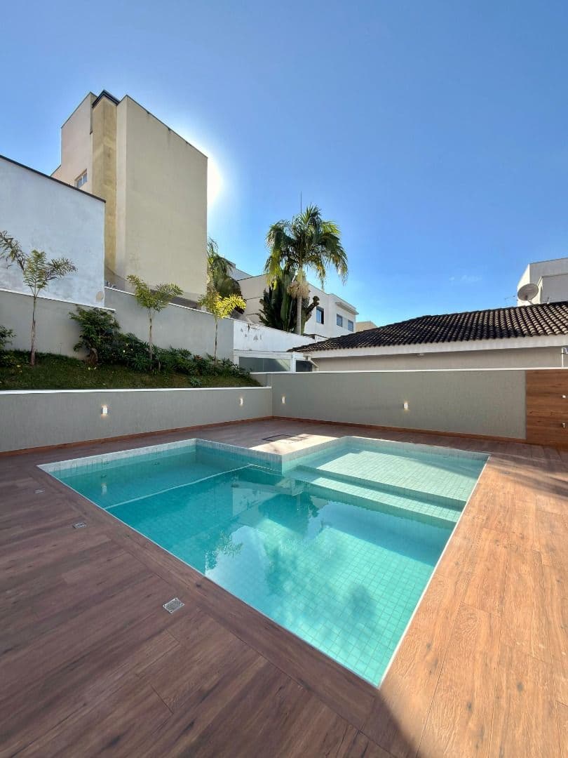 Casa de 530m² com 4 suítes e ampla área de lazer disponível para venda por R$ 5.800.000 - Bella Cittá, Mogi das Cruzes/SP, foto 2 de 23