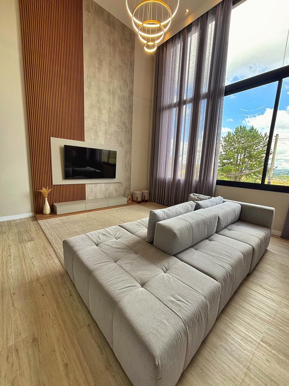 Sobrado com 3 dormitórios à venda, 320 m² por R$ 2.500.000,00 - Cézar de Souza - Mogi das Cruzes/SP, foto 2 de 19