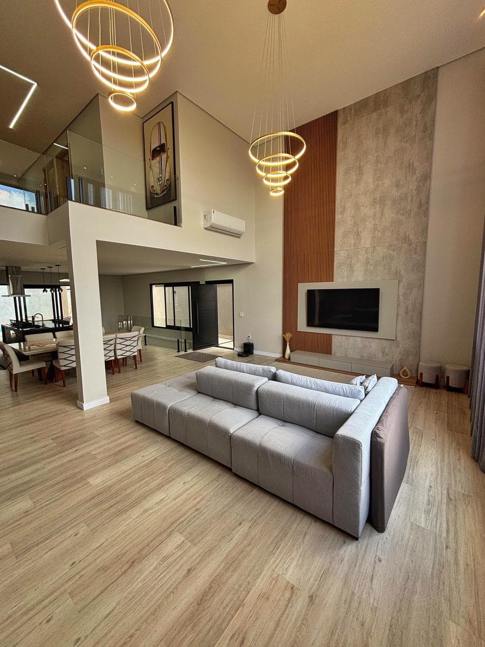 Sobrado com 3 dormitórios à venda, 320 m² por R$ 2.500.000,00 - Cézar de Souza - Mogi das Cruzes/SP, foto 3 de 19