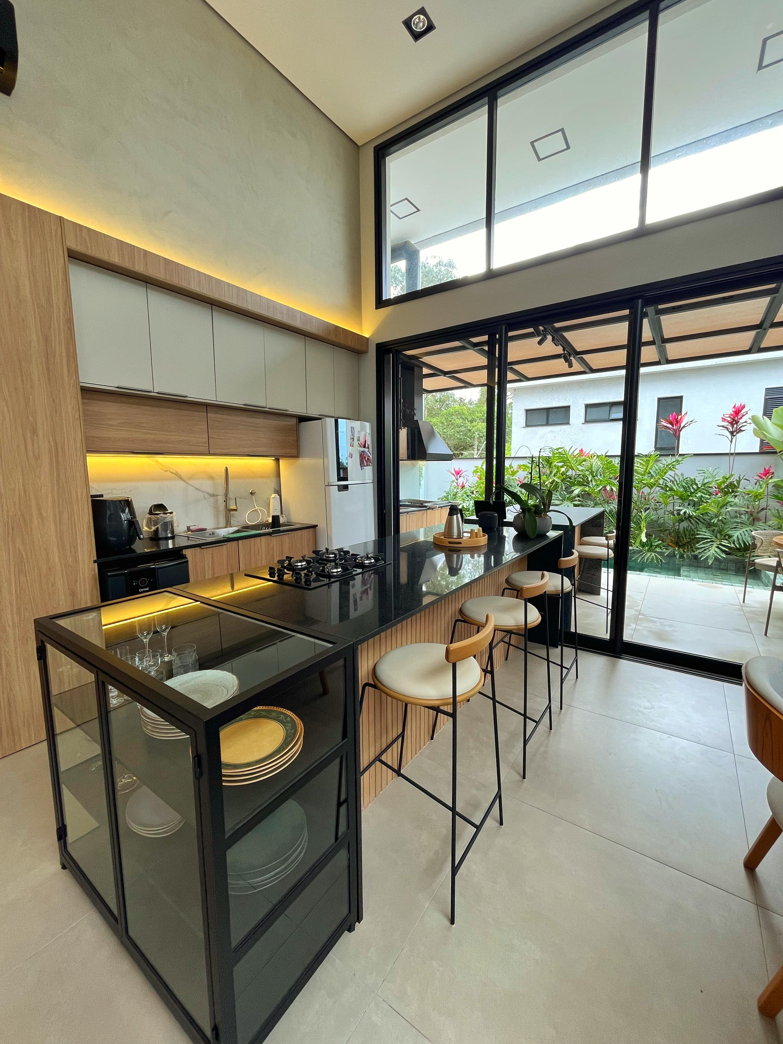 Casa com 3 dormitórios à venda, 230 m² por R$ 3.300.000,00 - Fazenda Rodeio - Mogi das Cruzes/SP, foto 11 de 41