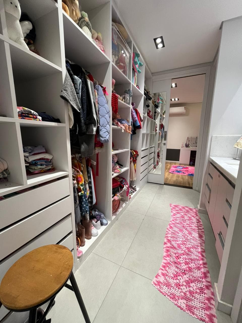 Sobrado com 3 dormitórios à venda, 315 m² por R$ 3.250.000,00 - Cézar de Souza - Mogi das Cruzes/SP, foto 21 de 30