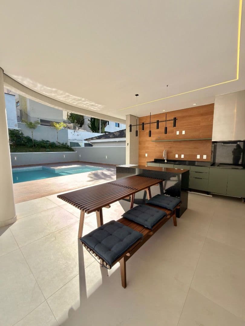 Casa de 530m² com 4 suítes e ampla área de lazer disponível para venda por R$ 5.800.000 - Bella Cittá, Mogi das Cruzes/SP, foto 4 de 23