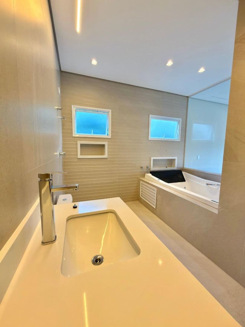 Casa de 530m² com 4 suítes e ampla área de lazer disponível para venda por R$ 5.800.000 - Bella Cittá, Mogi das Cruzes/SP, foto 16 de 23
