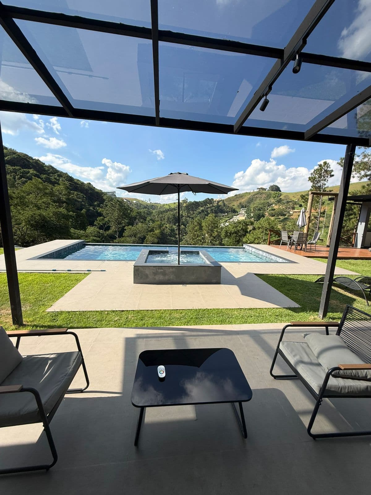asa com 3 dormitórios à venda, 735 m² por R$ 1.890.000 - Centro - Guararema/SP